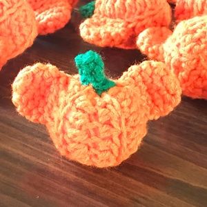 Handmade mini pumpkin decor